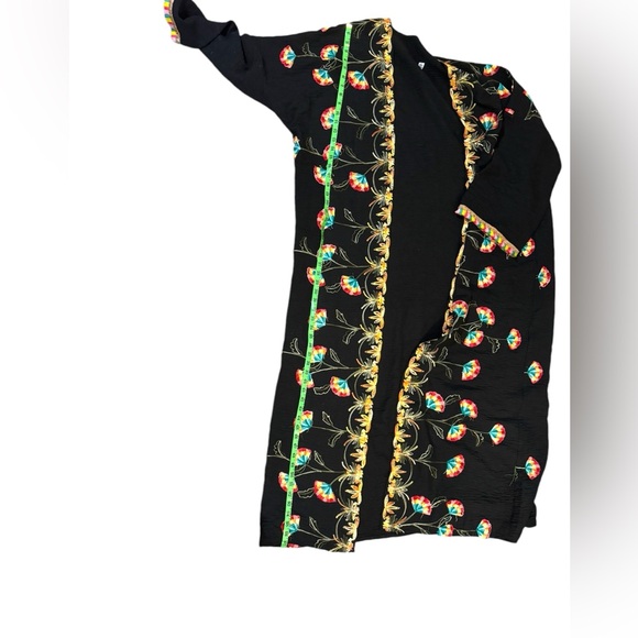 Embroidered black linen kimono - Picture 10 of 11